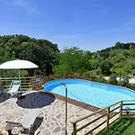 Charming House With Sea View Near Lucca بيت للعطل ماساروسا