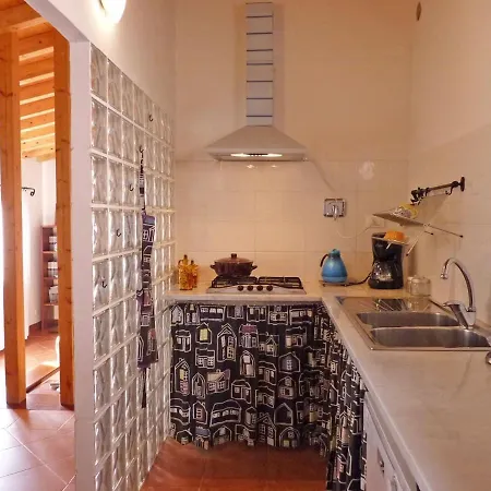 Charming House With Sea View Near Lucca *